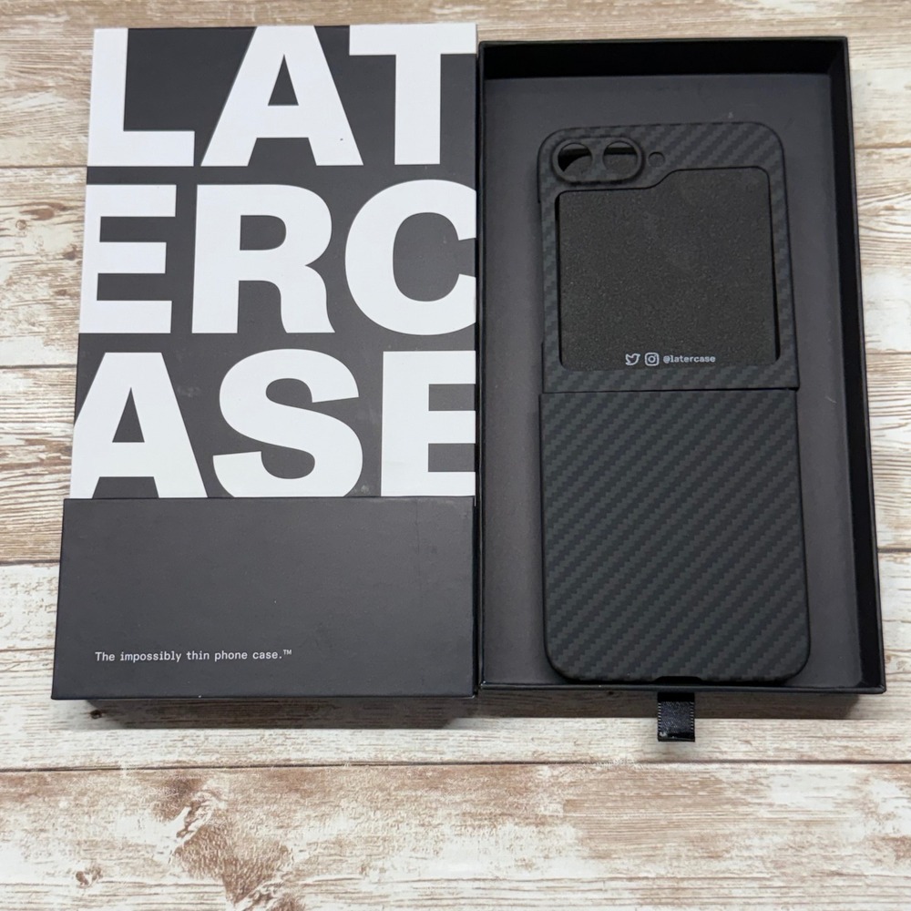 Latercase Galaxy Z Flip 6 Classic‎ Phone Case Impossibly Thin New Open Box